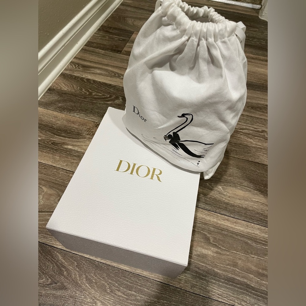 DIOR MINI LADY DIOR BAG CHERRY RED PATENT CANNAGE CALFSKIN GOLD HW PRELOVED - Picture 13 of 13